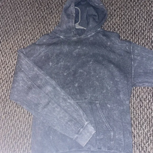 SWEATSHIRT HOODIE CREWNECK PLS READ CAPTION Brandy Melville Nike Abercrombie ZAR - Picture 10 of 16